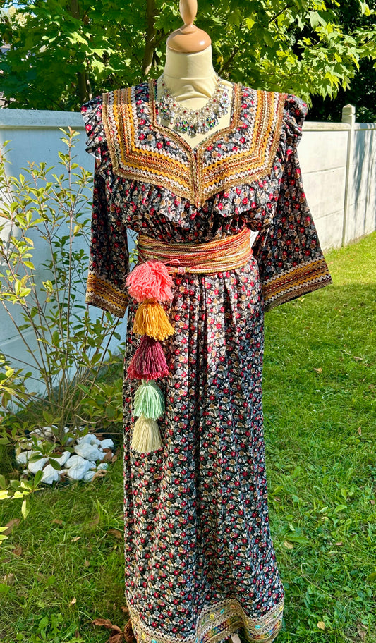 Robe kabyle galons dorés