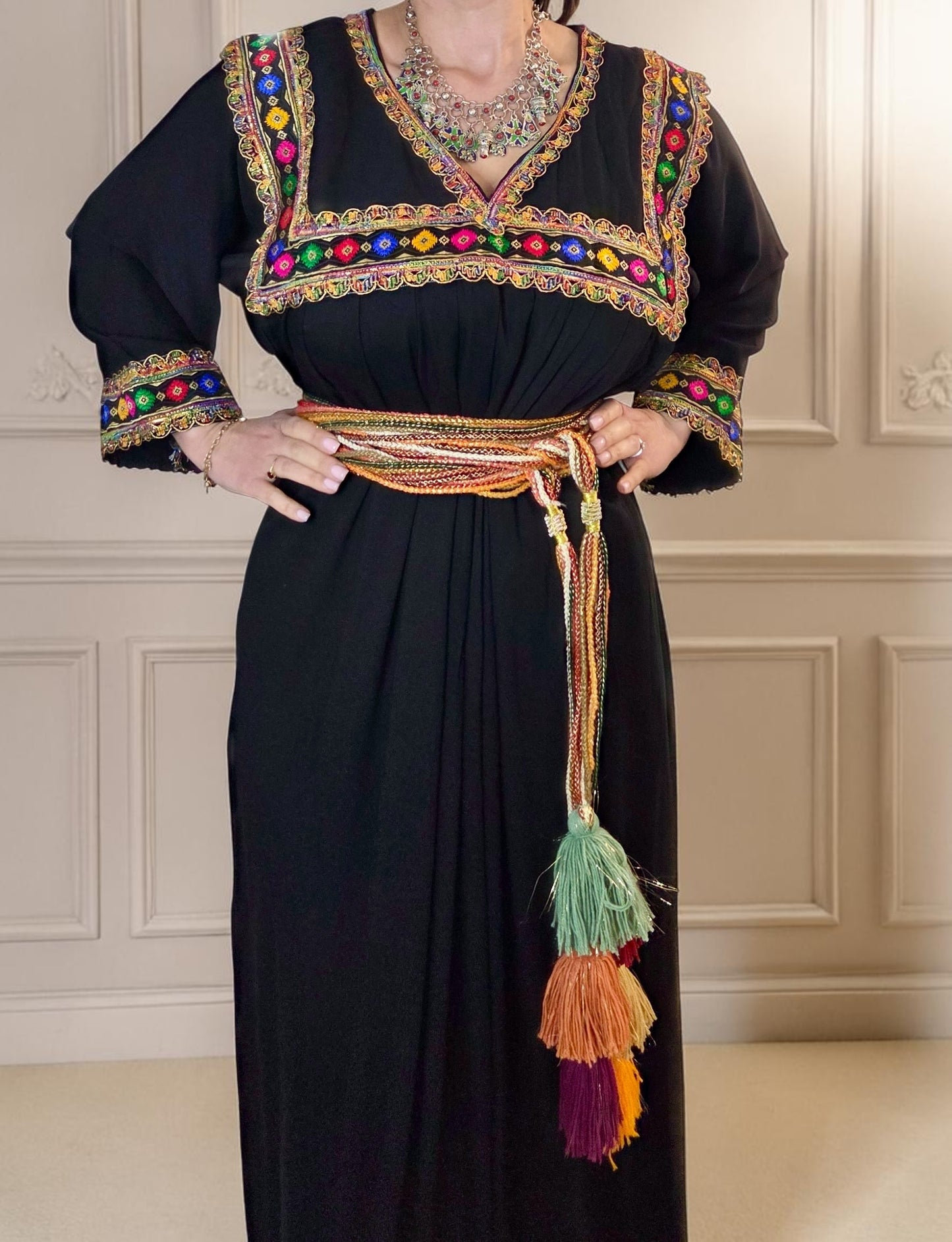Robe kabyle noire fluide