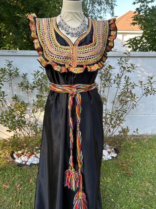 Robe kabyle d’évènement