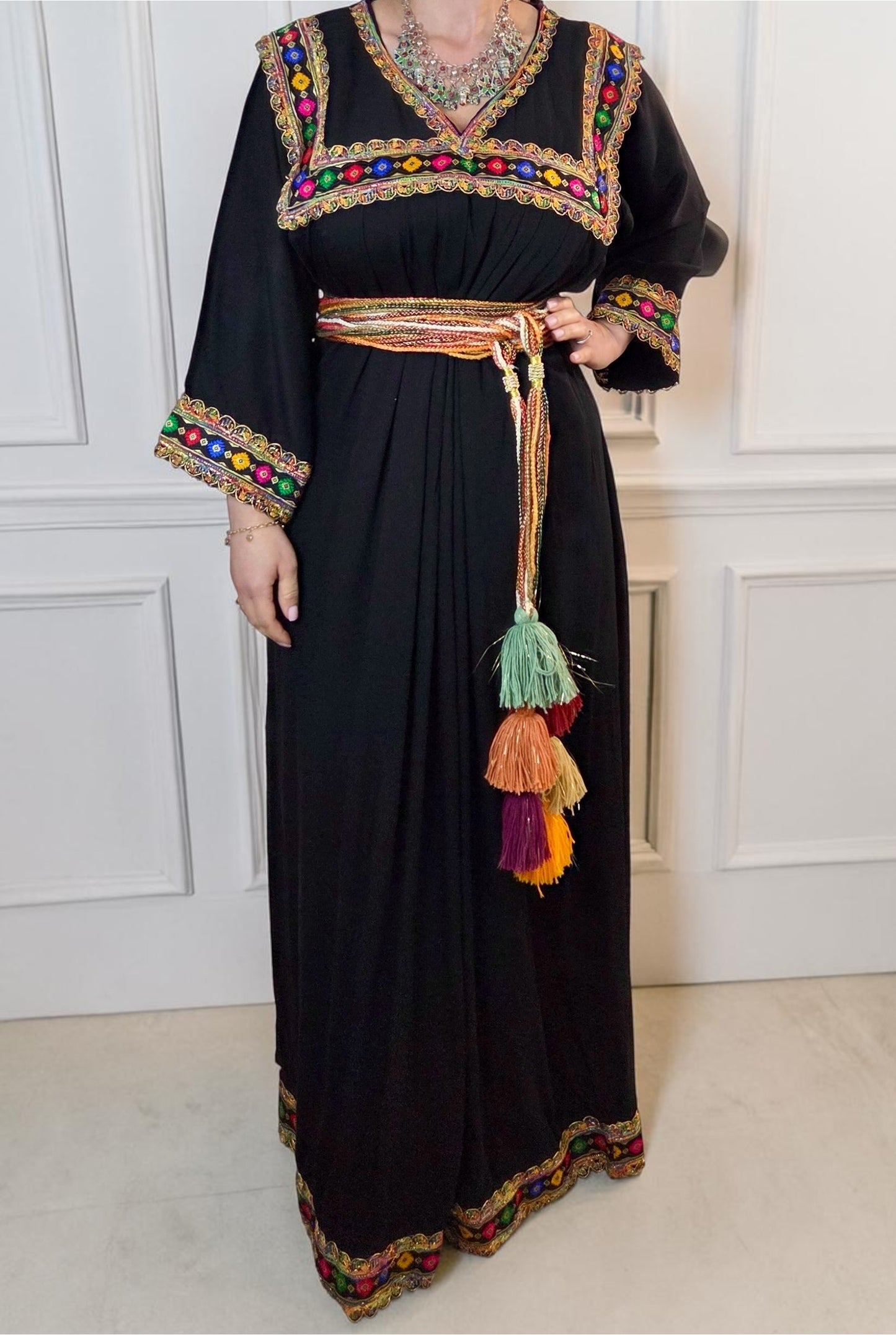 Robe kabyle noire fluide