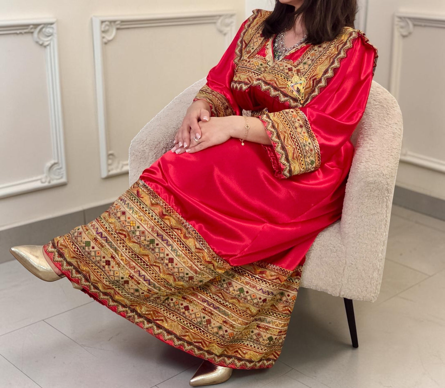Robe kabyle rouge - robe traditionnelle élégante
