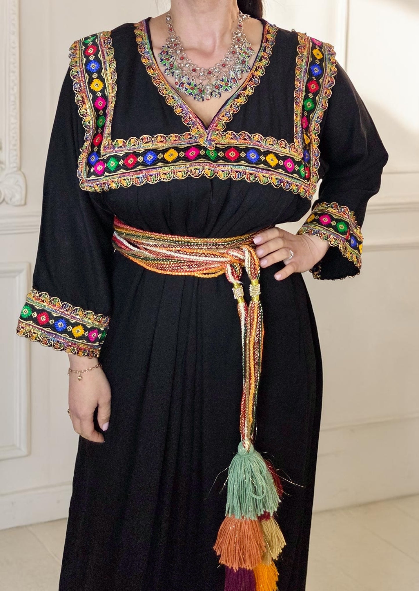 Robe kabyle noire fluide